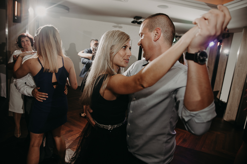 Rustykalny ślub i wesele Justyna & Damian - fotograf ślubny Nowy Sącz