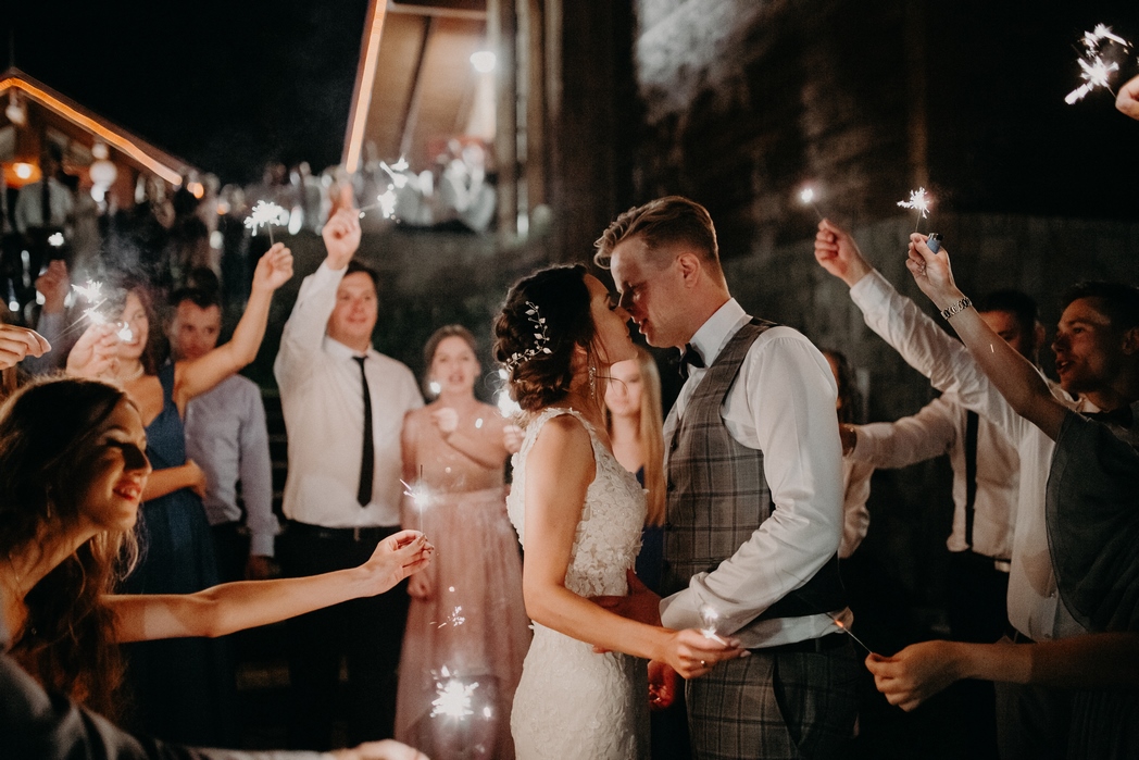 Rustykalne wesele w Nowym Sączu - Dorota & Piotr przez Adam Podwika Weddings - fotograf ślubny