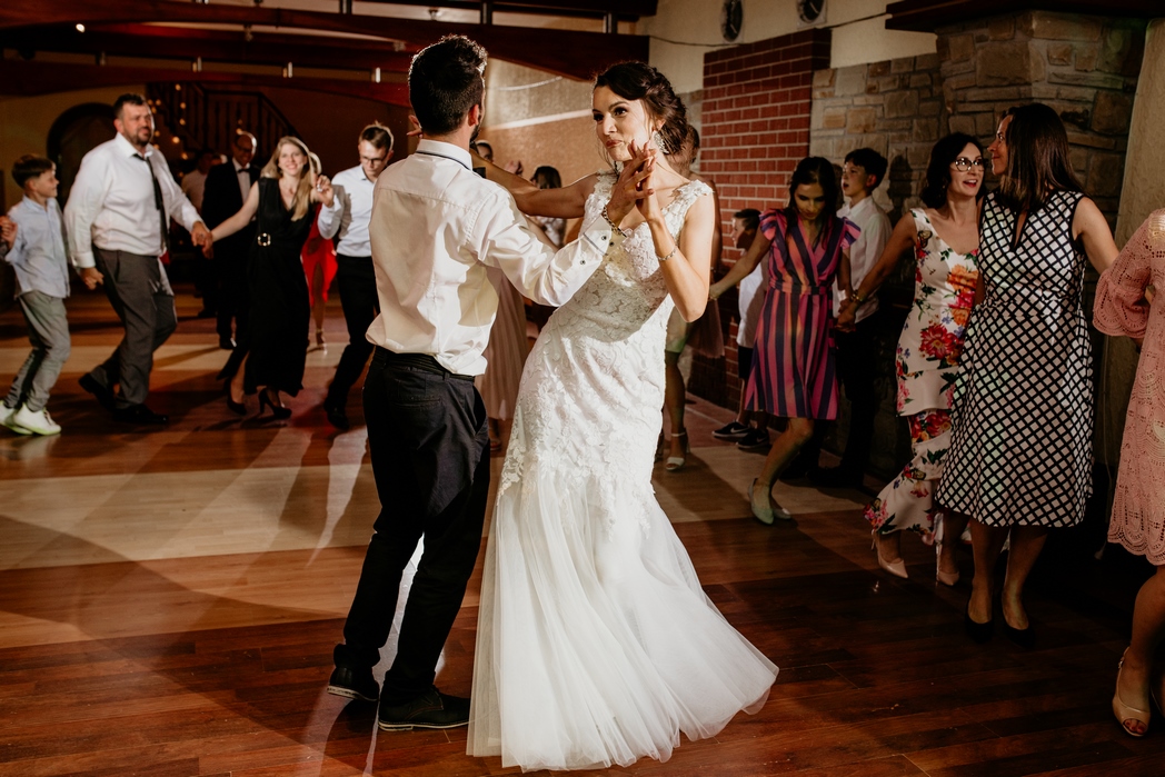 Rustykalne wesele w Nowym Sączu - Dorota & Piotr przez Adam Podwika Weddings - fotograf ślubny