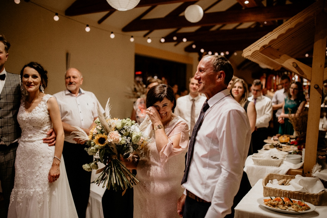 Rustykalne wesele w Nowym Sączu - Dorota & Piotr przez Adam Podwika Weddings - fotograf ślubny