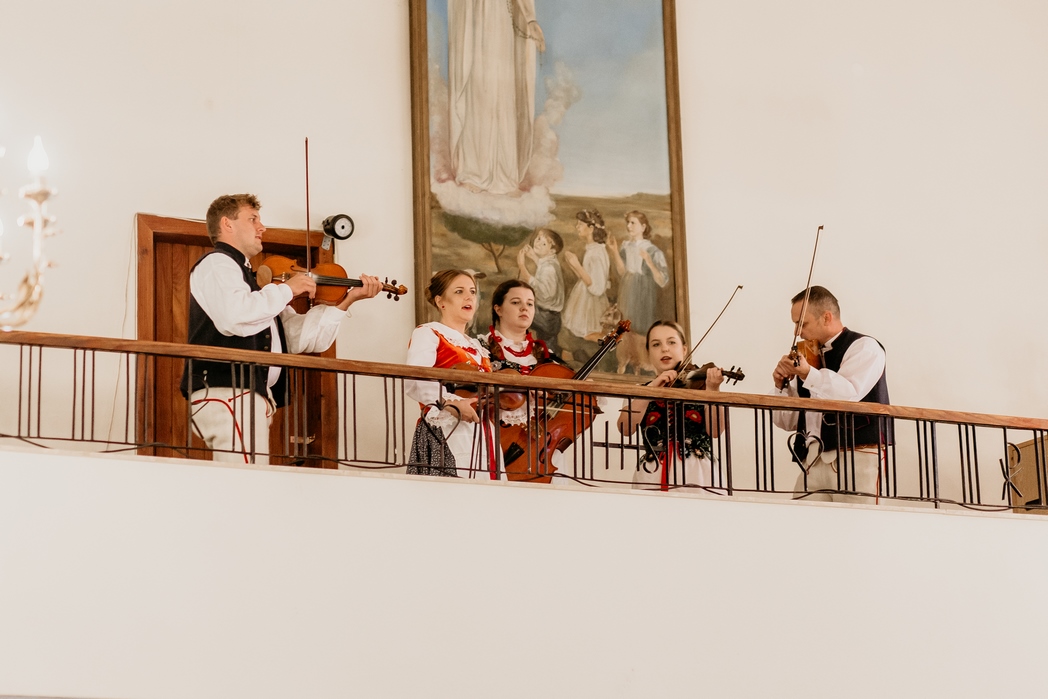 Rustykalne wesele w Nowym Sączu - Dorota & Piotr przez Adam Podwika Weddings - fotograf ślubny