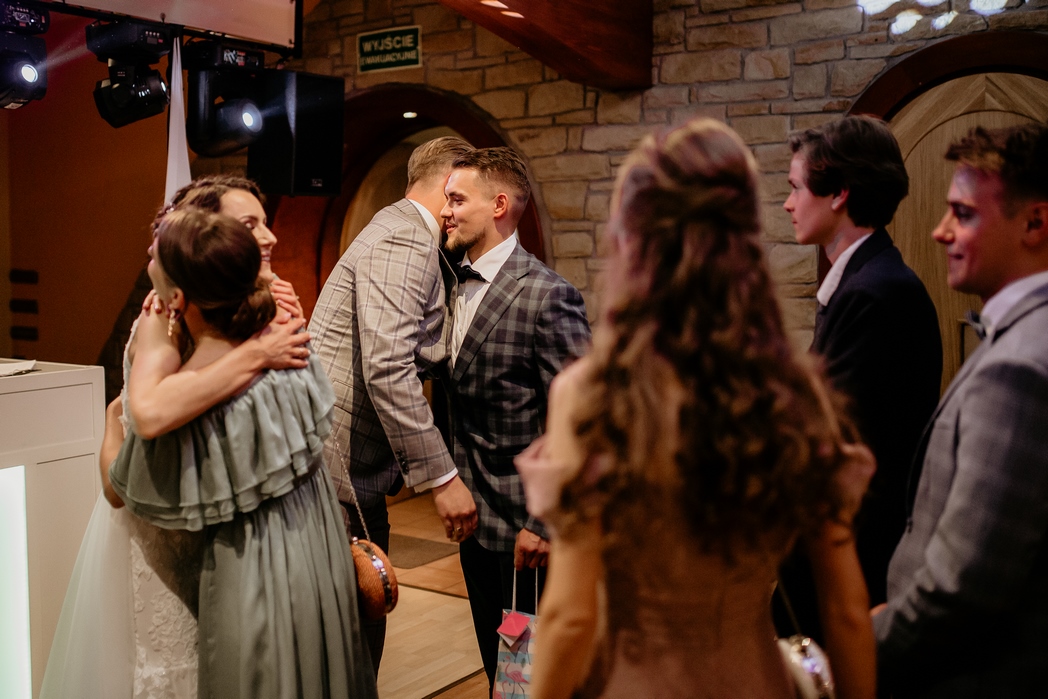 Rustykalne wesele w Nowym Sączu - Dorota & Piotr przez Adam Podwika Weddings - fotograf ślubny