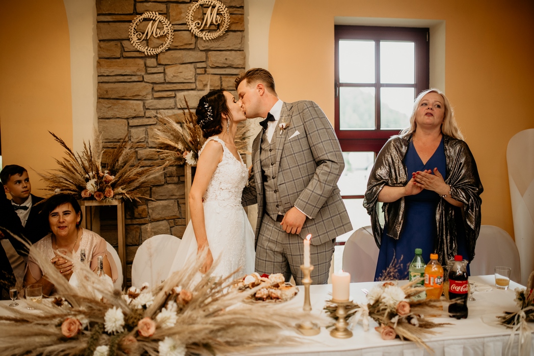 Rustykalne wesele w Nowym Sączu - Dorota & Piotr przez Adam Podwika Weddings - fotograf ślubny