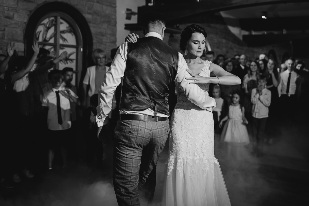 Rustykalne wesele w Nowym Sączu - Dorota & Piotr przez Adam Podwika Weddings - fotograf ślubny