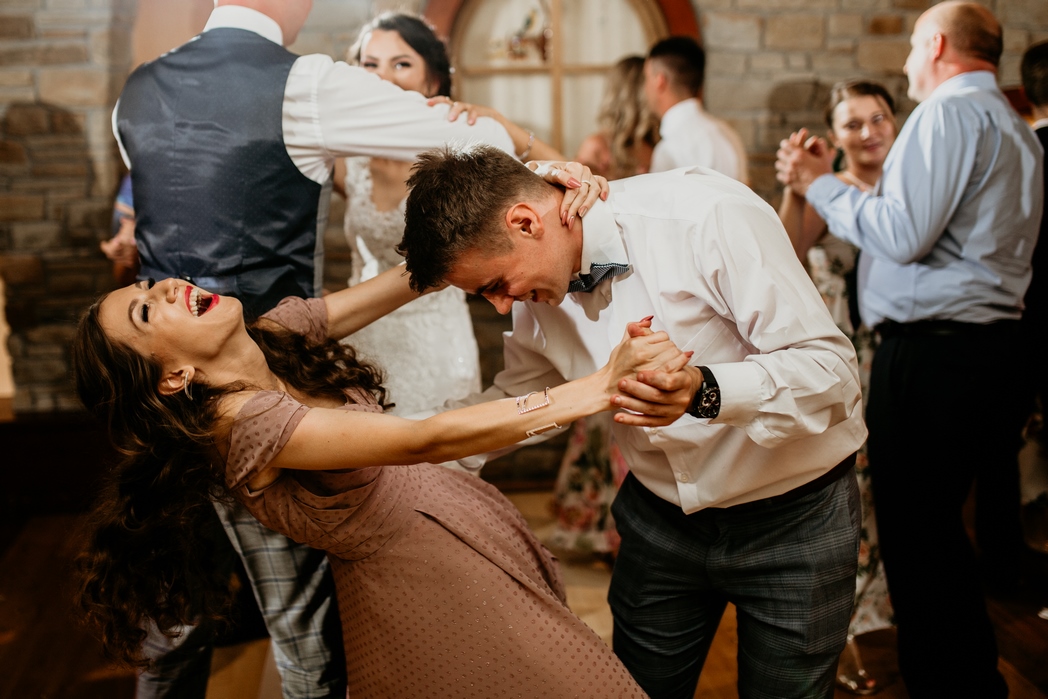 Rustykalne wesele w Nowym Sączu - Dorota & Piotr przez Adam Podwika Weddings - fotograf ślubny