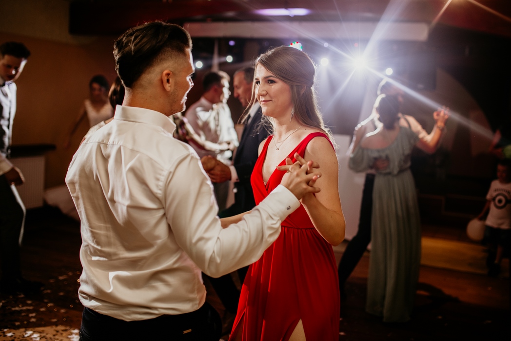 Rustykalne wesele w Nowym Sączu - Dorota & Piotr przez Adam Podwika Weddings - fotograf ślubny