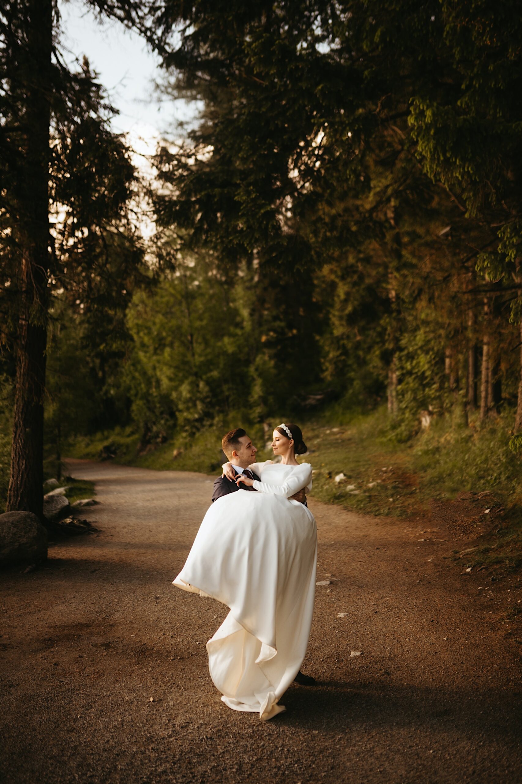 sesja ślubna w górach, fotograf nowy sącz, manuka creatives, szczyrbskie jezioro