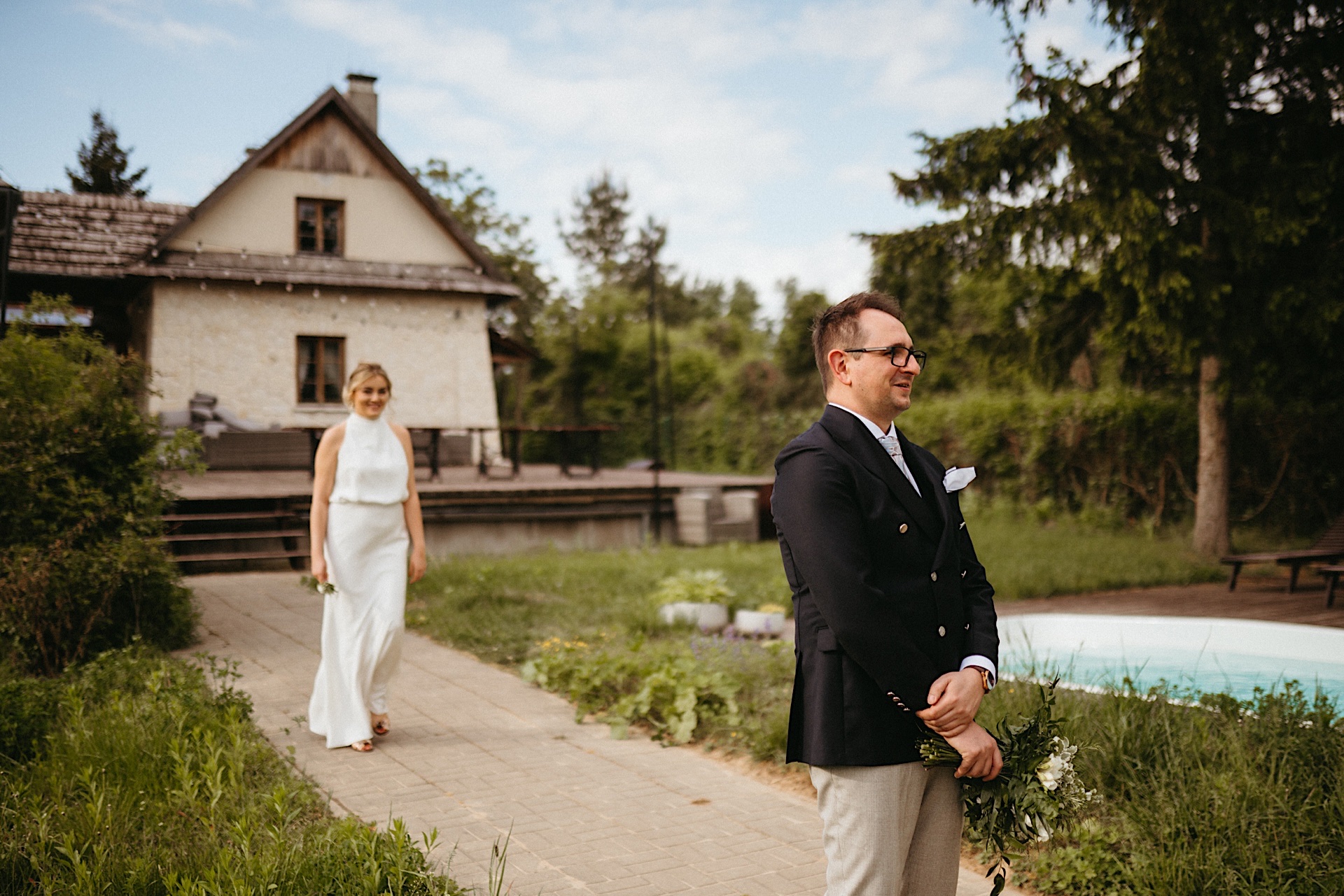 ślub plenerowy Kazimierz Dolny, Folwark Walencja. polski ślub w plenerze. letni ślub w dworku, folwarku. klimatyczny boho ślub plenerowy. Rustykalne dekoracje na ślubie. Fotograf Nowy Sącz Kraków Warszawa Kazimierz Dolny.