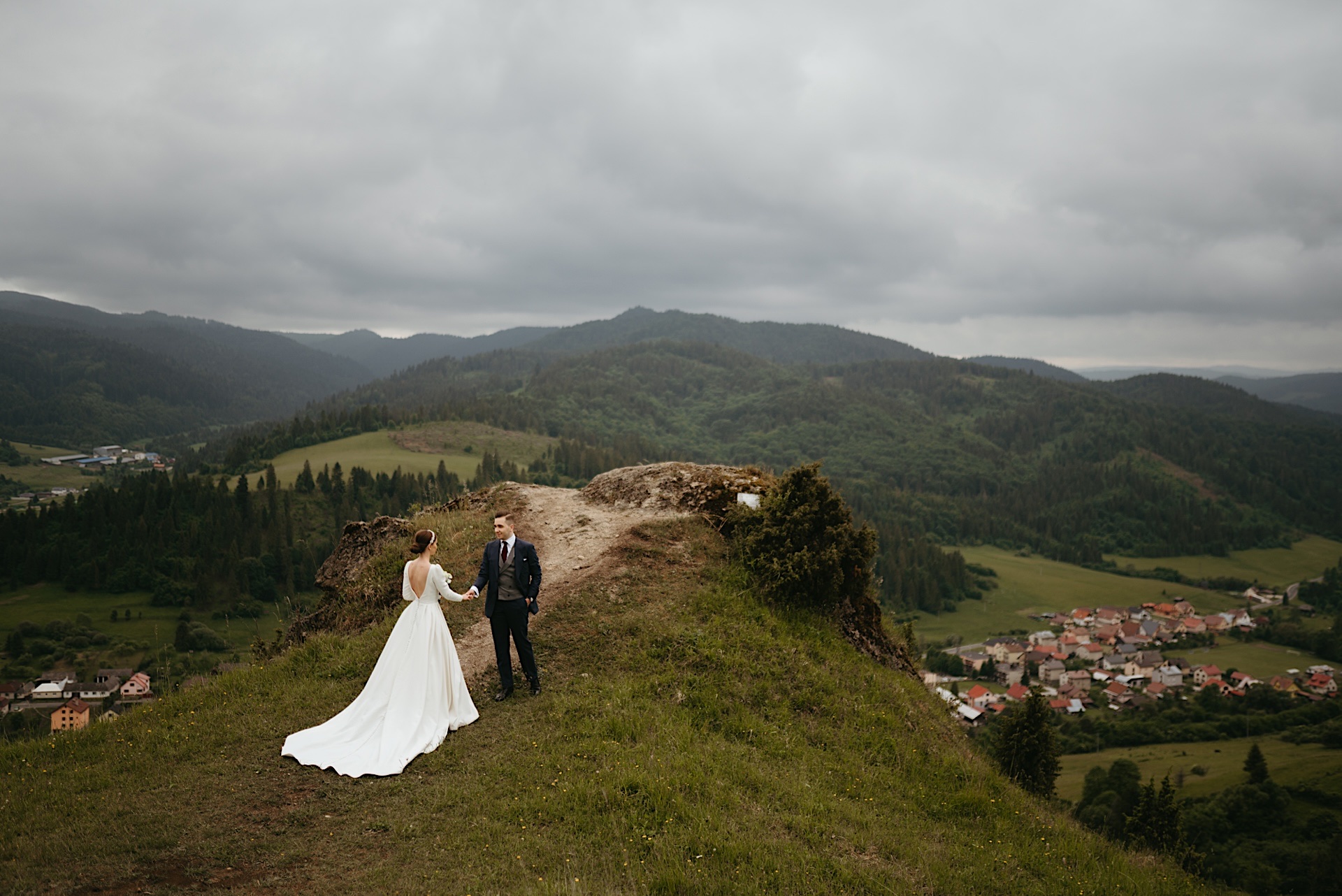 sesja ślubna w górach, fotograf nowy sącz, manuka creatives, szczyrbskie jezioro